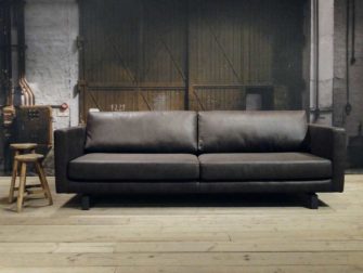 donker bruine 4 zits bank