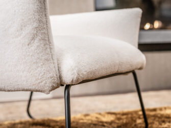 relax stoel witte zachte stof