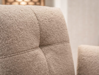 bruine zetel teddy stof