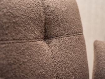 bruine fauteuil uit voorraad