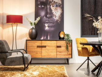 sfeervol dressoir van eikenhout