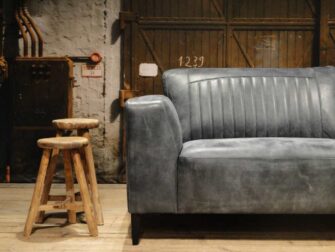 blauwe 3 zits bank leer