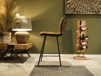 stoere gouden barkruk