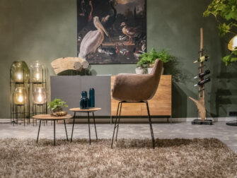 bruine leren barkruk