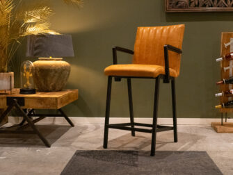 Cognac kleurige barkruk