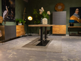 bartafel met voetsteun