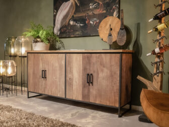 dressoir met stalen frame