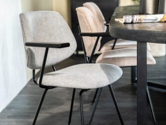 eleonora eetkamerstoel stof zwarte poten