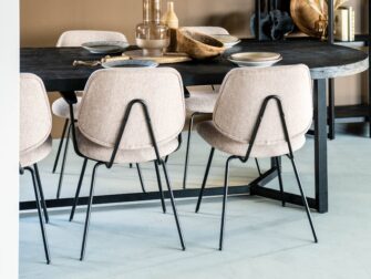 eleonora eetkamerstoel stof zwarte poten