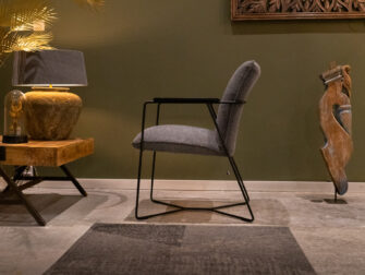Eetkamerstoel Bonetto met arm - silent stof - dark grey