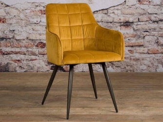 gele industriële eetkamerstoelen met armleuningen