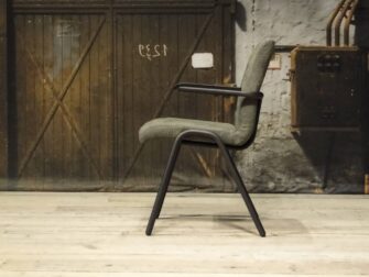 industriele eetkamerstoelen