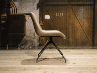 Verstelbare eetkamerstoel