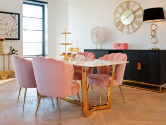 chique eetkamerstoelen gouden pootjes