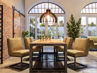 gele leren eetkamerstoelen