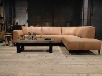 Beige bank met chaise longue