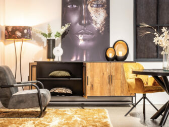 4 deurs dressoir van teakhout