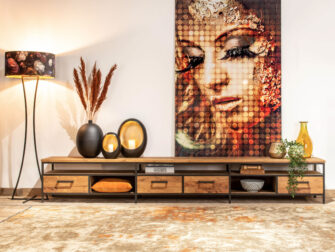 stoer tv-meubel van teakhout