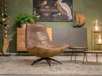 bruine leren draaifauteuil