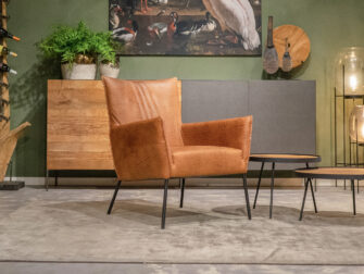 fauteuil industrieel cognac