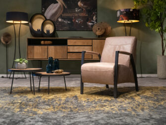 fauteuil met industrieel frame leren bekleding