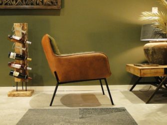 fauteuil met industrieel frame