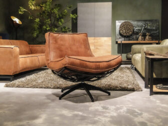 Stoere fauteuil in krokodillen leer