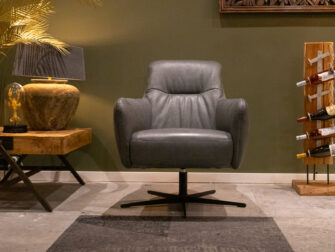 Grijze leren fauteuil