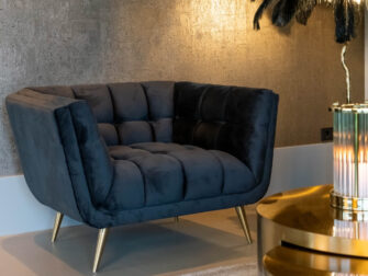 zwarte stoffen fauteuils uit voorraad