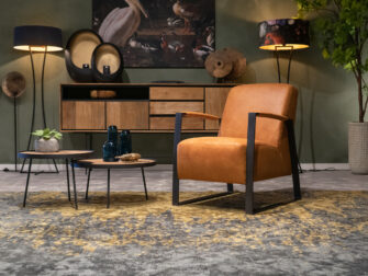 industriële fauteuil met een stalen frame