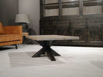 Industriële matrix salontafel Antibes
