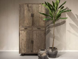 hoge kast oud hout