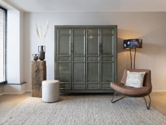 groene oriëntaalse lak opbergkast met deuren