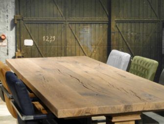 enkel gerookt oud eiken