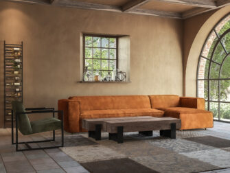 cognac bank met chaise longue