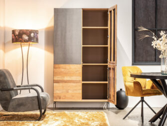 industriële moderne dichte kast