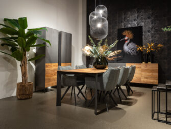 ranke tafel oud teak hout