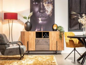 stijlvol dressoir van teakhout