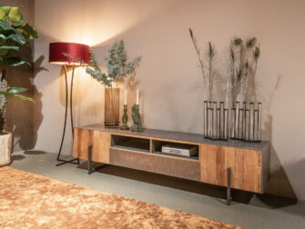 stoer industrieel TV-meubel oud teak