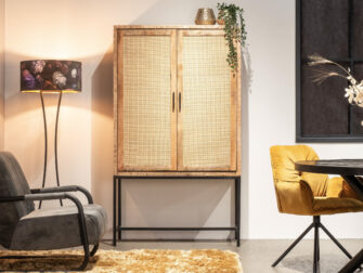 industriële kast van mangohout