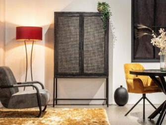 mooie opvallende kast van mangohout