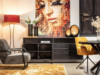 sfeervol dressoir van zwart gebeitst mangohout