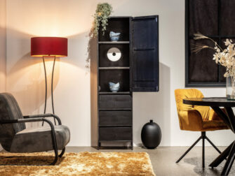 smalle hoge kast van mangohout