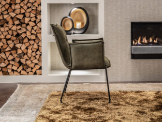 eetkamerstoel met stalen poten