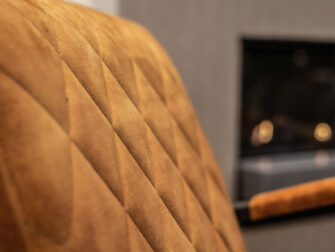 adore fauteuil goudkleurig