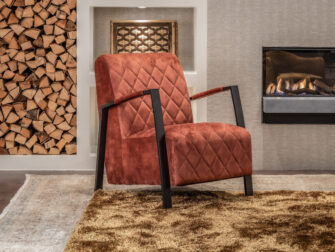 comfy fauteuil met zwart onderstel