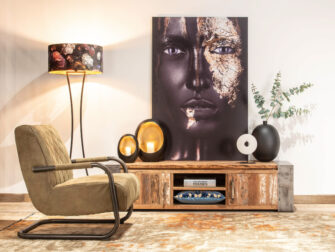 sfeervol tv-meubel met stalen poten