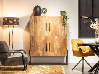 industriële kast met veel opbergruimte