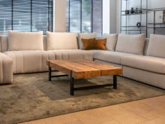 industriële salontafel van teakhout