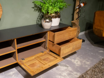 tv-meubel met laden en deuren